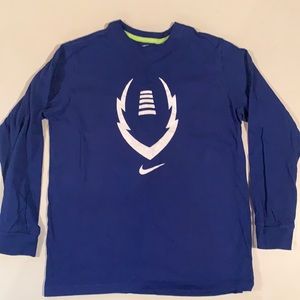 Nike Boys Large Long Sleeve shirt